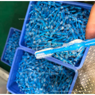 Escova de dentes de borracha de silicone para mastigar bebês por moldagem por injeção